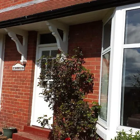 Elm Grove Whitby