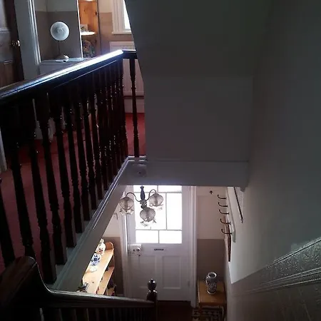 Panzió Elm Grove
